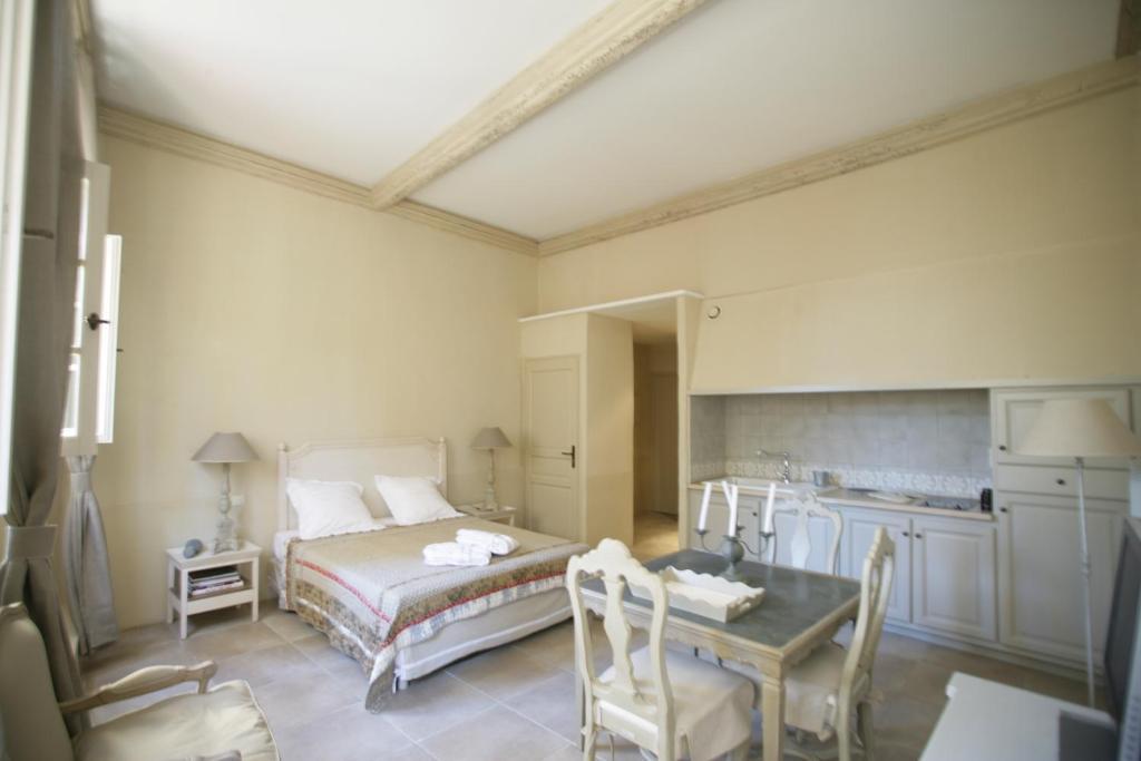 Le Couvent D'Herepian - Hotel & Spa الغرفة الصورة